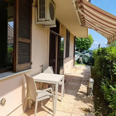 Incantevole Location Fronte Sirmione