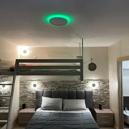 Incantevole Location Fronte Apartment Sirmione